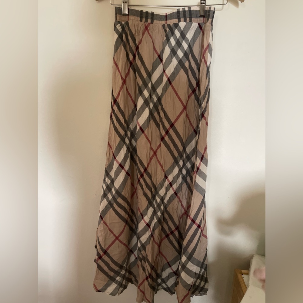 Women’s skirt